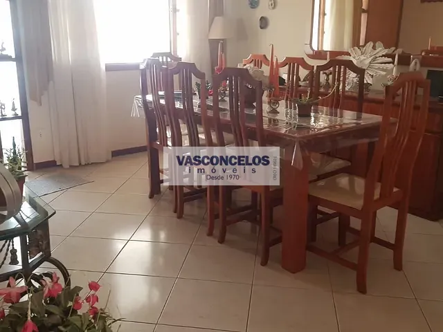 Casa com 256m² 4 quartos e 4 banheiros, à venda, no bairro Urbanova em São José dos Campos