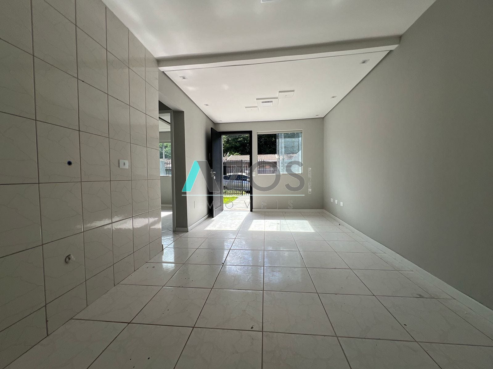 Casa à venda com 3 quartos, 55m² - Foto 5