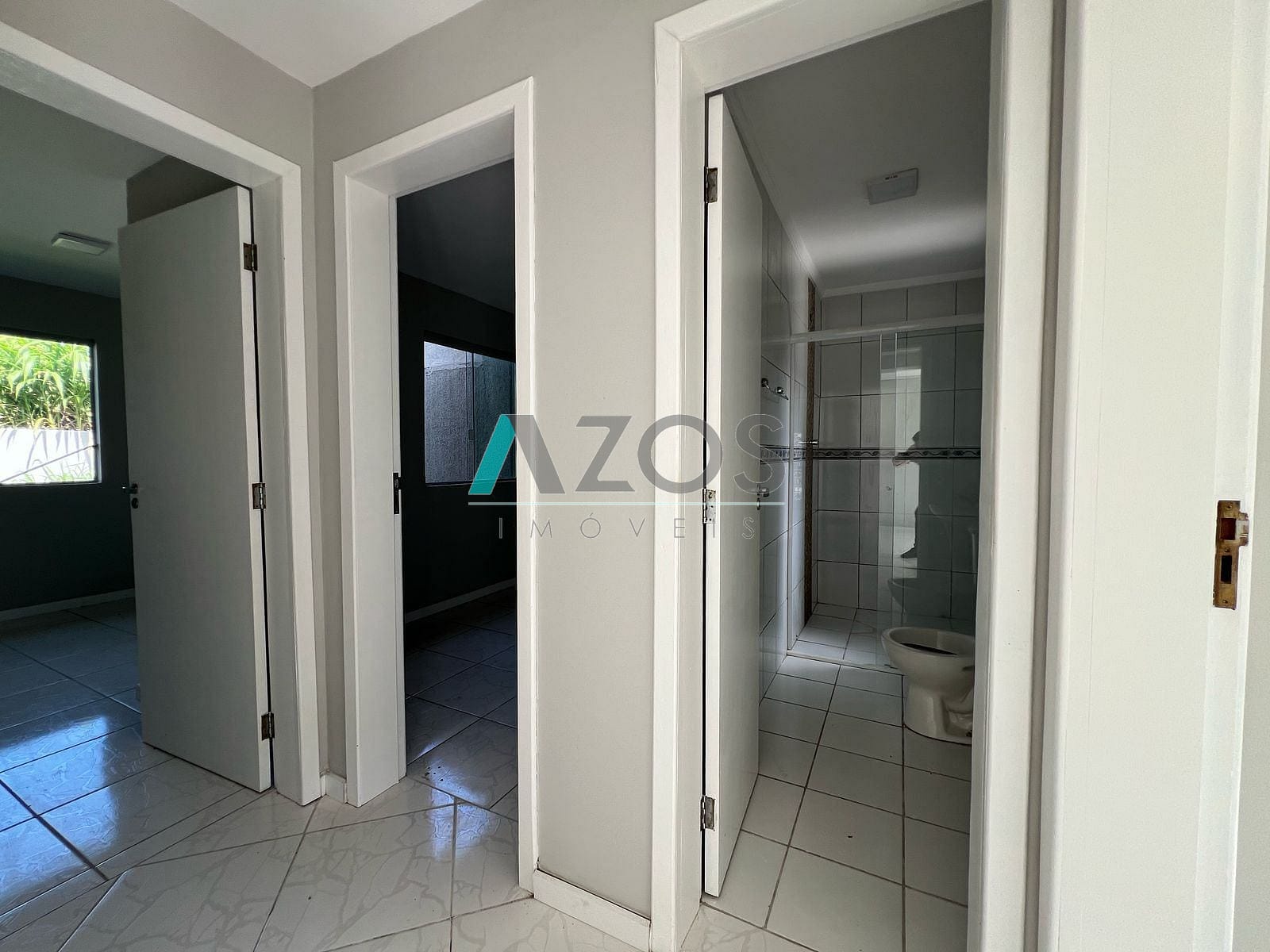 Casa à venda com 3 quartos, 55m² - Foto 12