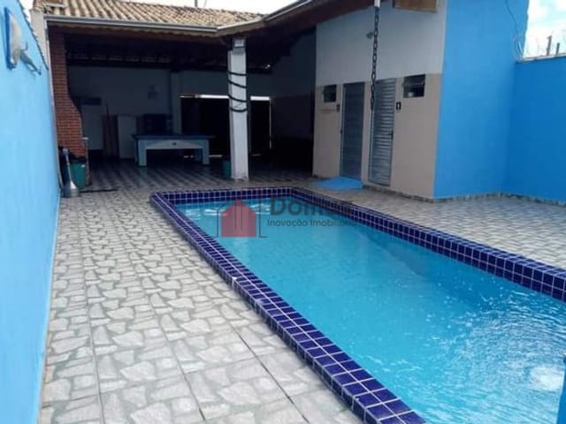 Casa com 200m², à venda, no bairro Parque das Palmeiras em Pindamonhangaba