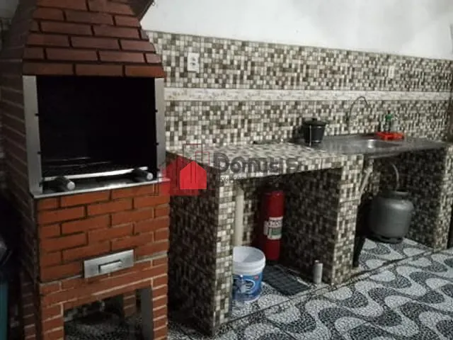 Casa com 200m², à venda, no bairro Parque das Palmeiras em Pindamonhangaba