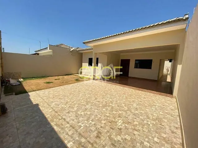 Casa 3 quartos e 2 banheiros, à venda, no bairro Parque Vila Verde em Formosa