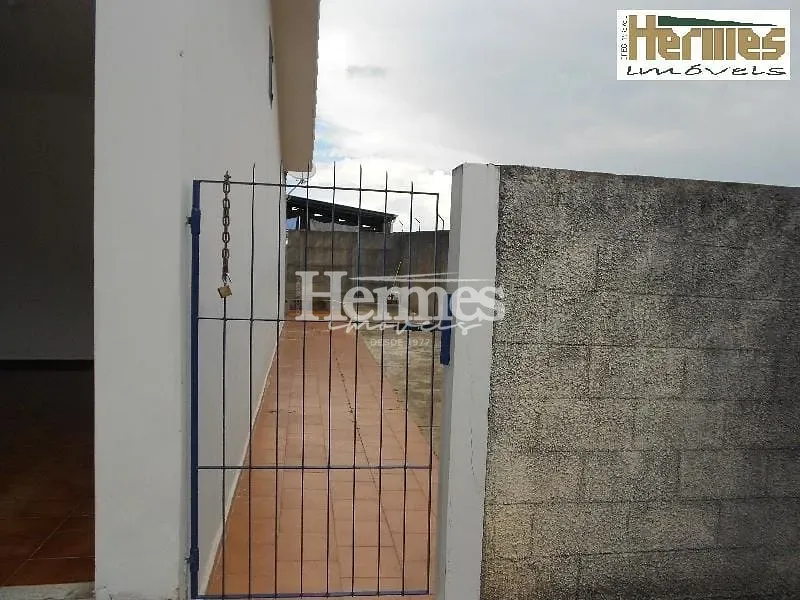 Casa, 3 quartos, 207 m² - Foto 3