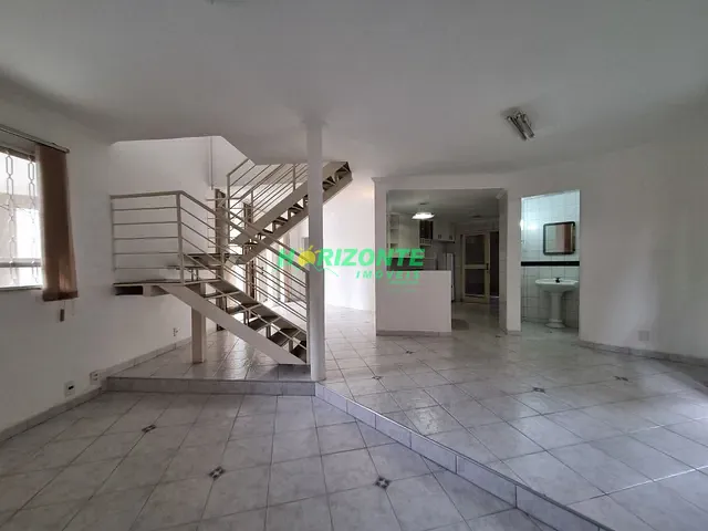 Casa com 252m² 3 quartos e 3 banheiros, à venda, no bairro Urbanova em São José dos Campos