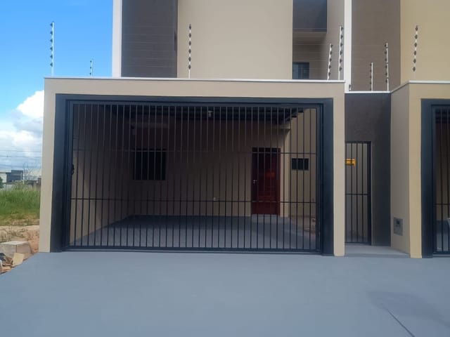 Casa com 100m² 3 quartos e 1 banheiro, à venda, no bairro Residencial Florença em Sinop