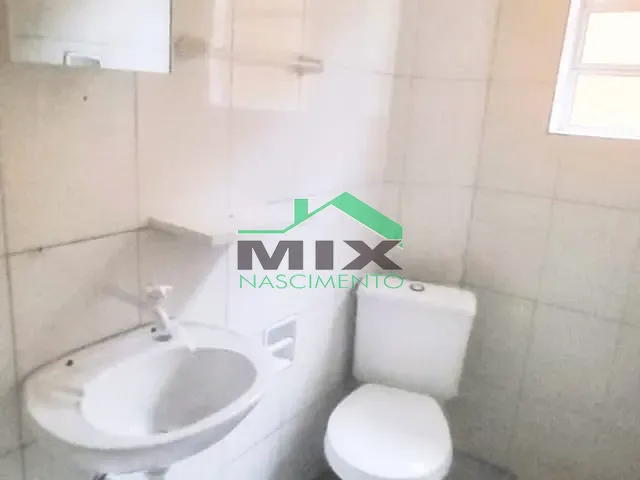 Casa 1 quarto e 1 banheiro, para alugar, no bairro Taboão em Diadema
