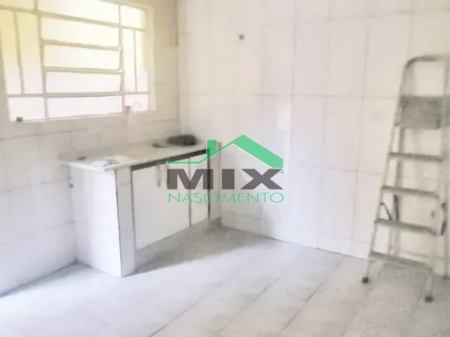 Casa 1 quarto e 1 banheiro, para alugar, no bairro Taboão em Diadema