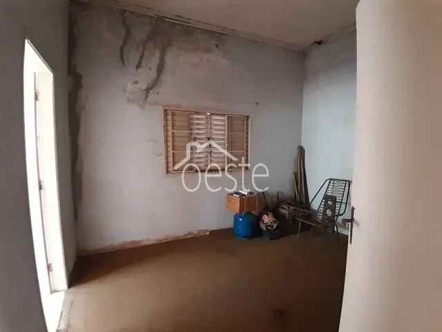 Casa com 277m² 3 quartos e 1 banheiro, à venda, no bairro Centro em Santa Bárbara D'Oeste