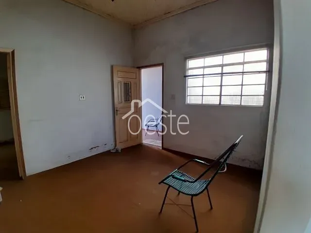 Casa com 277m² 3 quartos e 1 banheiro, à venda, no bairro Centro em Santa Bárbara D'Oeste