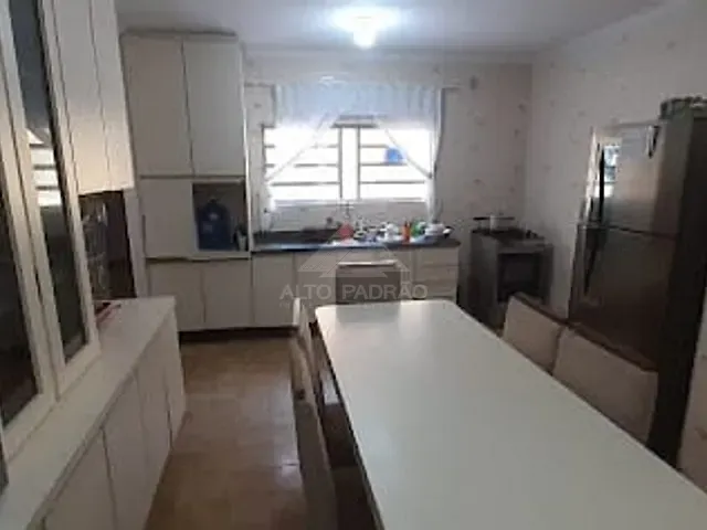 Casa com 250m² 3 quartos e 2 banheiros, à venda, no bairro Jardim Anchieta em Mauá
