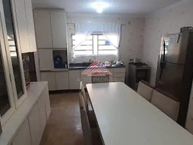 Casa com 250m² 3 quartos e 2 banheiros, à venda, no bairro Jardim Anchieta em Mauá