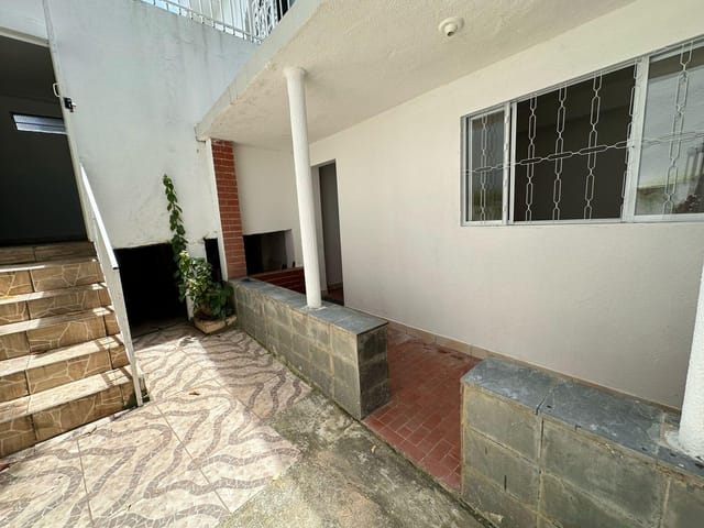 Foto do Casa - Casa para locação com 3 quartos e garagem no bairro Jardim Alvorada, Belo Horizonte, MG | REALLE SOLUÇÕES IMOBILIÁRIAS INTEGRADAS