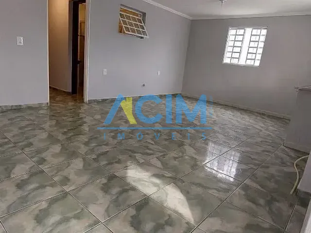Casa com 250m² 1 quarto e 1 banheiro, para alugar, no bairro Nova Jaguariúna em Jaguariúna