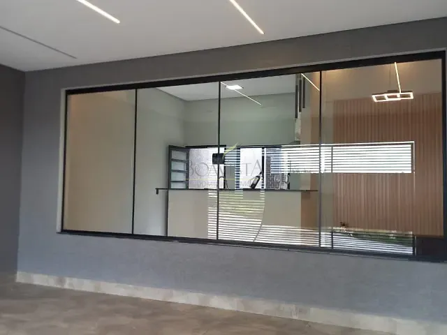 Casa 3 quartos e 2 banheiros, à venda, no bairro Residencial Colinas de São Francisco em Bragança Paulista