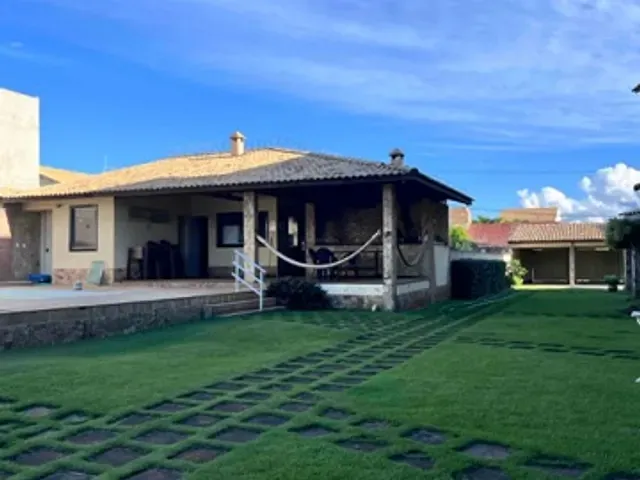 Casa com 273m² 5 quartos e 5 banheiros, à venda, no bairro GRUSSAI em Campos dos Goytacazes