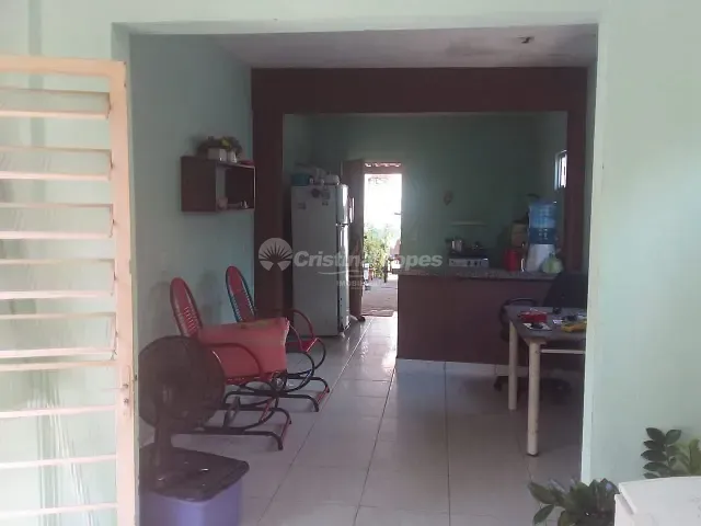 Casa com 180m² 4 quartos e 3 banheiros, à venda, no bairro Dirceu em Teresina