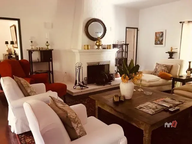 Casa com 31208m², à venda, no bairro Quarteirão Brasileiro em Petrópolis