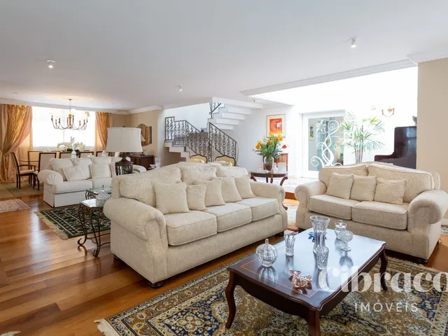 Casa com 739m² 4 quartos e 5 banheiros, à venda, no bairro Loteamento Alphaville Graciosa em Pinhais