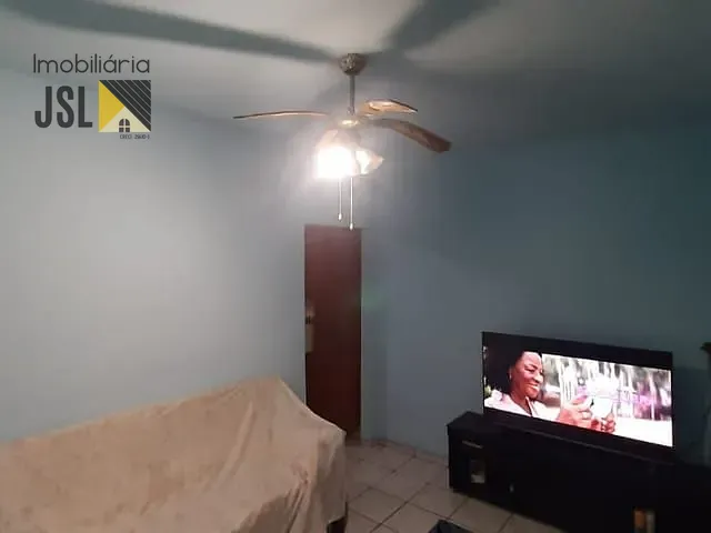 Casa com 140m² 1 quarto e 1 banheiro, à venda, no bairro Borda da Mata em Caçapava