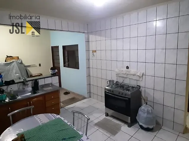 Casa com 140m² 1 quarto e 1 banheiro, à venda, no bairro Borda da Mata em Caçapava