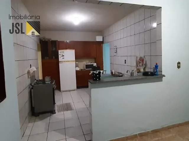 Casa com 140m² 1 quarto e 1 banheiro, à venda, no bairro Borda da Mata em Caçapava