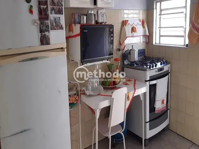 Casa com 398m² 2 quartos e 1 banheiro, à venda, no bairro Vila Marieta em Campinas