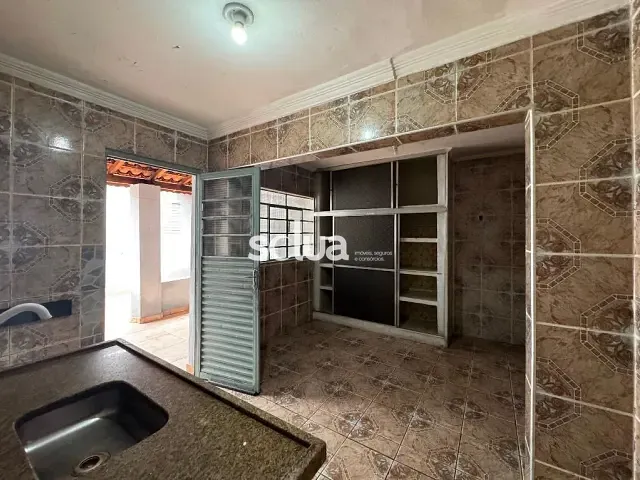 Casa com 200m² 4 quartos e 2 banheiros, à venda, no bairro Conjunto Habitacional Padre Anchieta em Campinas