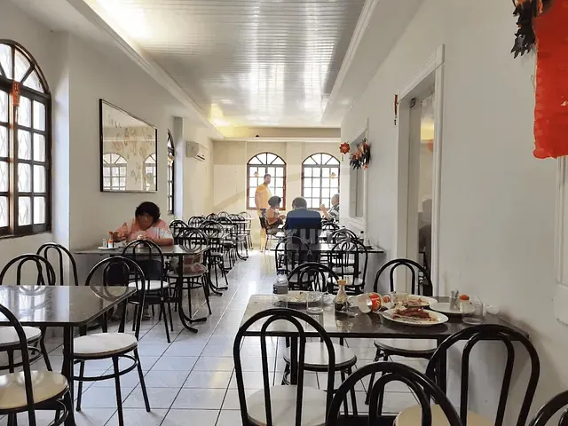 Casa com 516m², para alugar, no bairro Derby em Recife