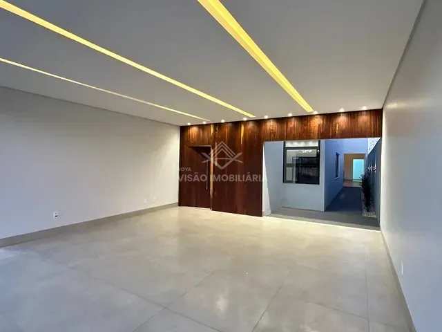 Casa 3 quartos e 1 banheiro, à venda, no bairro Jardim Curitiba em Sinop