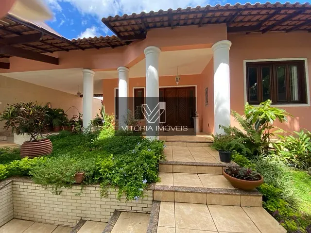 Casa 3 quartos e 3 banheiros, à venda, no bairro Mata da Praia em Vitória