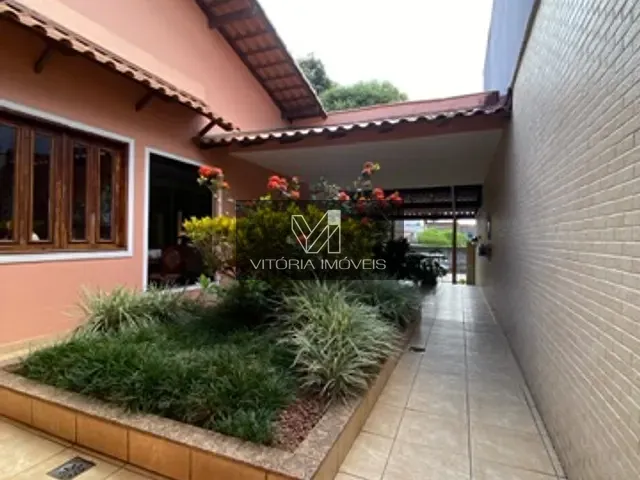 Casa 3 quartos e 3 banheiros, à venda, no bairro Mata da Praia em Vitória