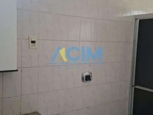 Casa com 250m² 3 quartos e 2 banheiros, à venda, no bairro Nova Jaguariúna em Jaguariúna