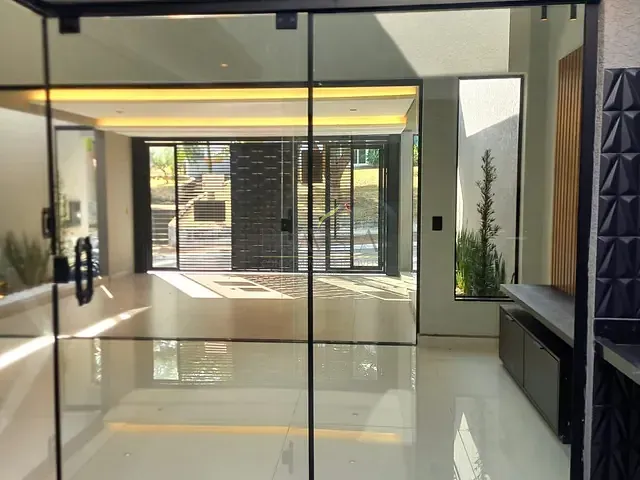 Casa 3 quartos e 2 banheiros, à venda, no bairro Residencial Piemonte em Bragança Paulista
