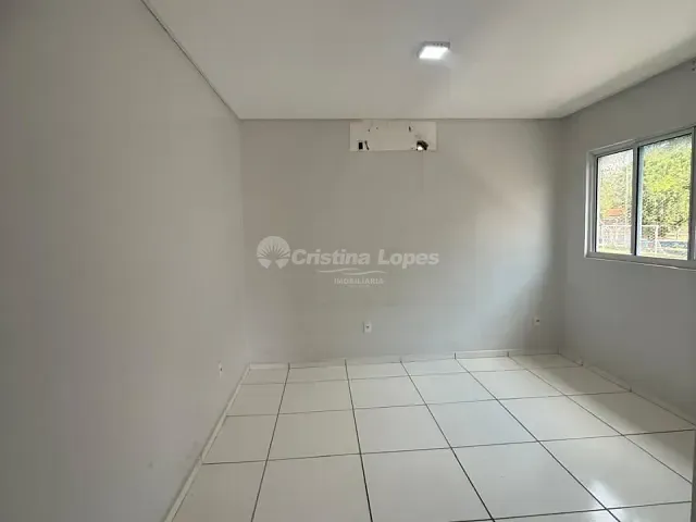 Casa 2 quartos e 2 banheiros, à venda, no bairro Verdecap em Teresina