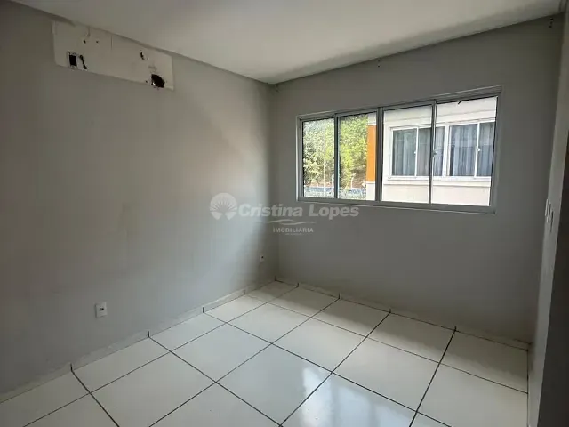 Casa 2 quartos e 2 banheiros, à venda, no bairro Verdecap em Teresina