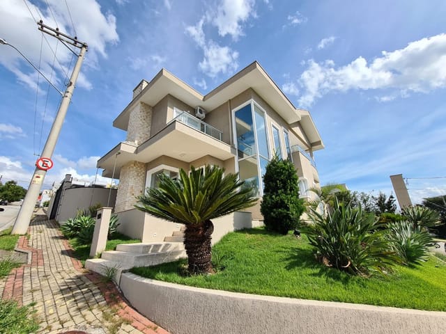 Casa com 541m² 4 quartos e 6 banheiros, à venda, no bairro Condomínio Residencial Jaguary em São José dos Campos