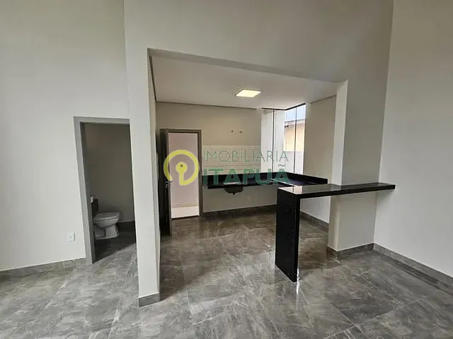 Casa com 202m² 3 quartos e 4 banheiros, à venda, no bairro Aeroporto em Londrina
