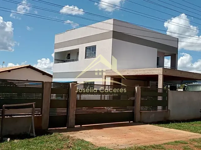 Casa com 684m² 4 quartos e 5 banheiros, à venda, no bairro Centro em Chapada Dos Guimarães