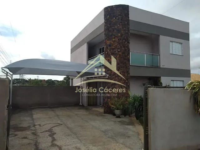 Casa com 684m² 4 quartos e 5 banheiros, à venda, no bairro Centro em Chapada Dos Guimarães