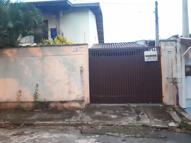 Casa com 300m² 3 quartos e 2 banheiros, à venda, no bairro Residencial Comercial Vila Verde em Pindamonhangaba