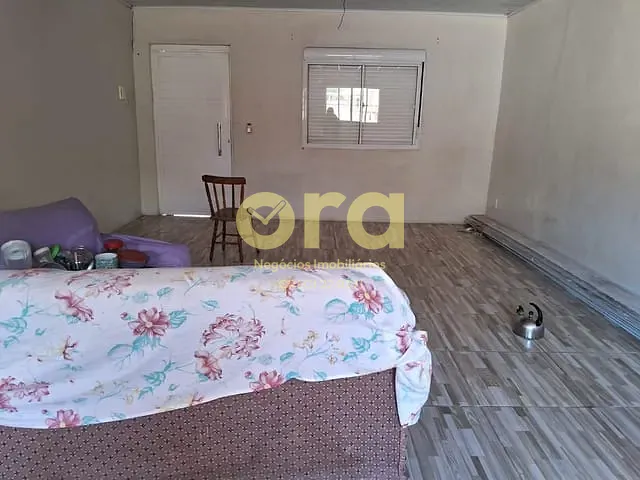 Casa com 200m² 2 quartos e 1 banheiro, à venda, no bairro Fragata em Pelotas
