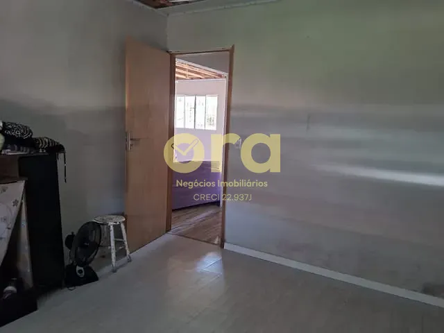 Casa com 200m² 2 quartos e 1 banheiro, à venda, no bairro Fragata em Pelotas