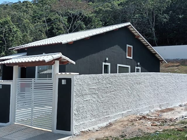 Casa com 360m² 3 quartos e 2 banheiros, à venda, no bairro Varzea das Moças em Niterói