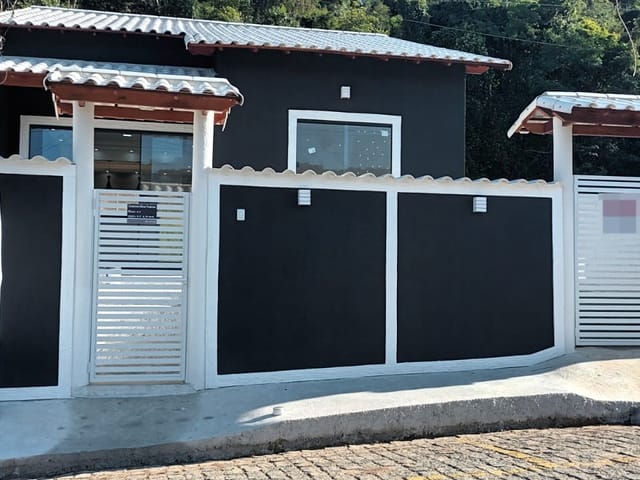 Casa com 360m² 3 quartos e 2 banheiros, à venda, no bairro Varzea das Moças em Niterói