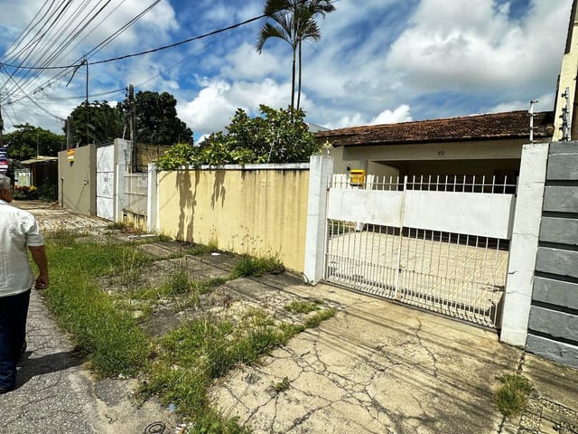 Casa para alugar, no bairro Parque Rosário em Campos dos Goytacazes