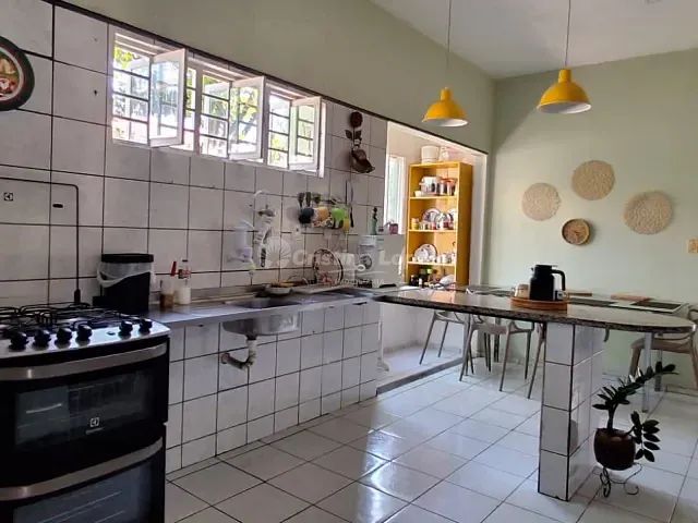 Casa com 450m² 4 quartos e 4 banheiros, à venda, no bairro Horto em Teresina