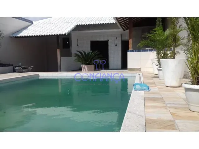 Casa com 320m² 3 quartos e 5 banheiros, à venda, no bairro Campo Grande em Rio de Janeiro