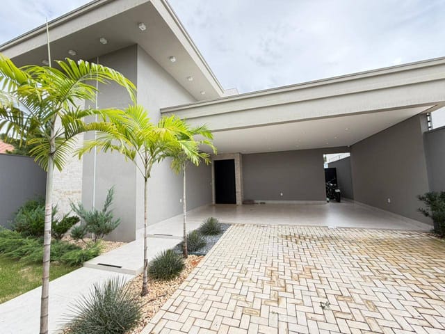 Casa com 540m² 3 quartos e 1 banheiro, à venda, no bairro Residencial Bella Suíça em Sinop