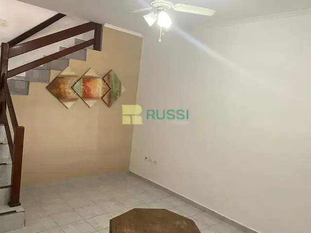 Casa com 125m² 3 quartos e 2 banheiros, à venda, no bairro Jardim das Indústrias em São José dos Campos