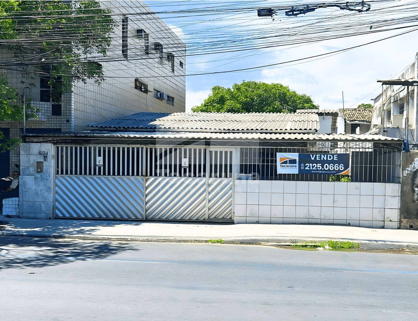 Casa, 4 quartos, 275 m² - Foto 1